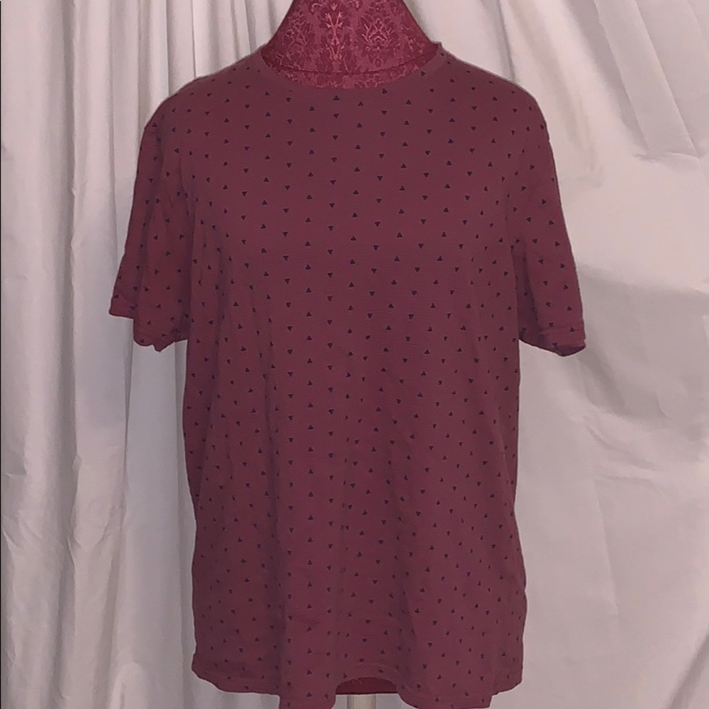Burgundy with navy blue diamonds light weight T